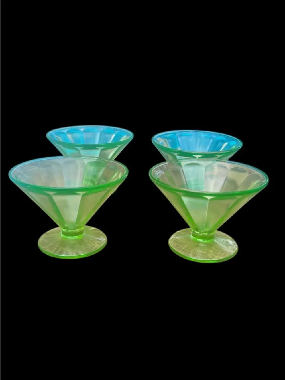 Set Of 4 Vintage Depression Glass Green Uranium Sherbet Cups